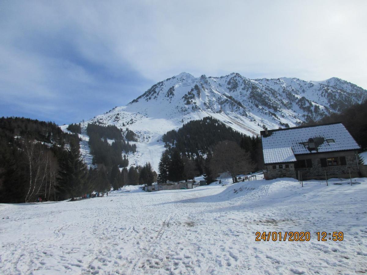 Studio Cerisema Pyrenees Zenith Luz-Saint-Sauveur Luaran gambar
